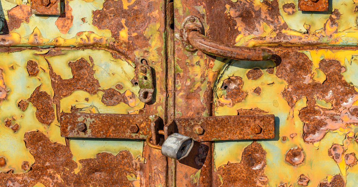 Signs Your Door Knob Lock Needs Replacing — Not Just Repairing — Brampton Locksmiths